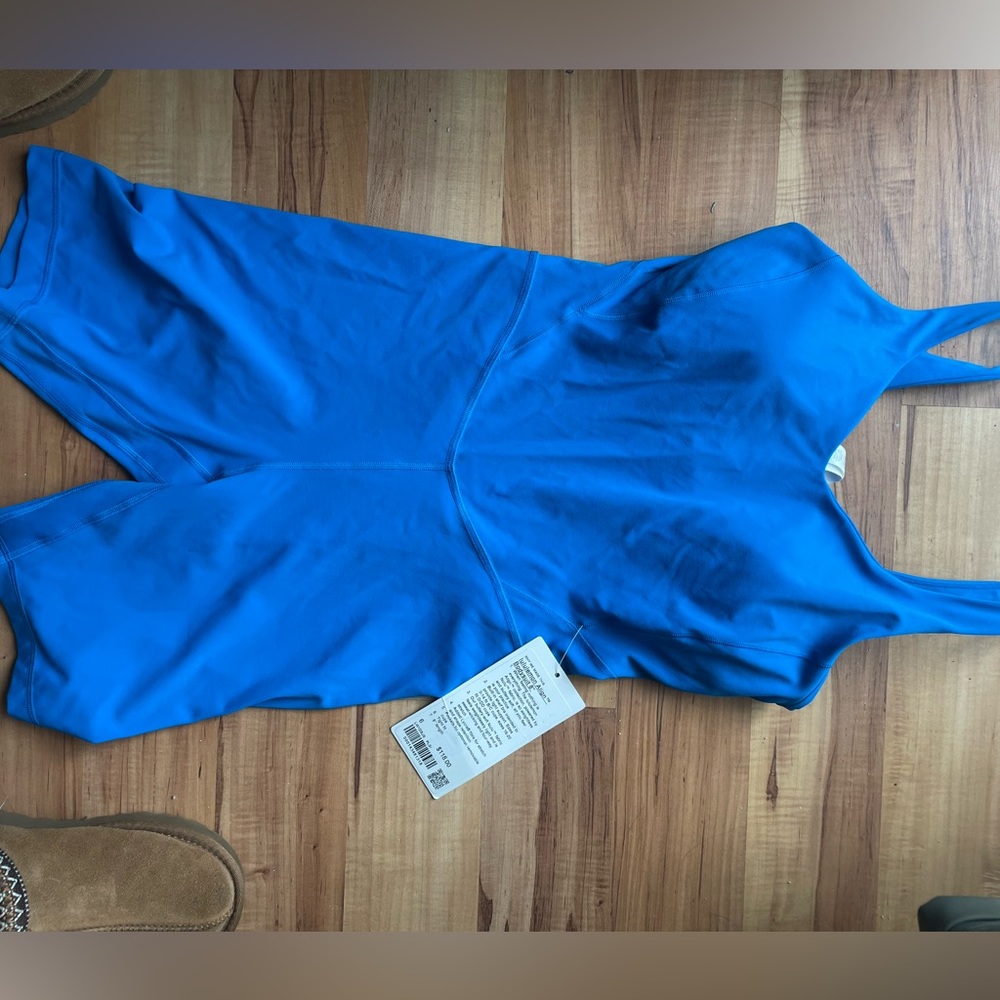 Align bodysuit size 6